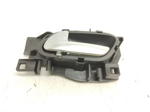 Used Front left interior door handle Front left interior door handle 21393674 21393674