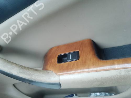 Used Right front window switch Right front window switch 35816795 35816795