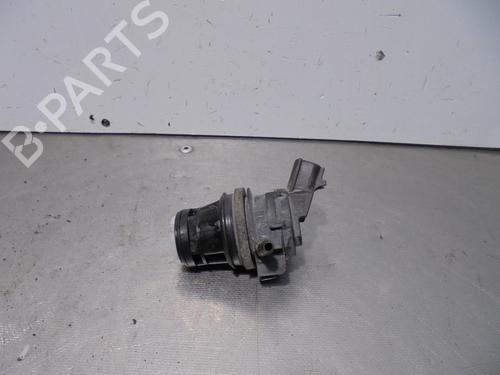 Used Washer pump TOYOTA PRIUS PLUS (_W4_) 1.8 Hybrid (ZVW40W, ZVW41W) (136 hp) 14223576