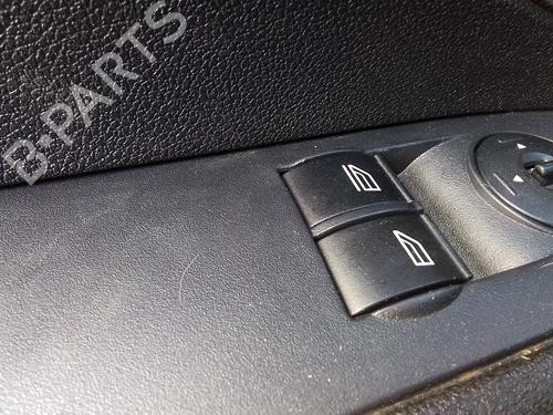 left-front-window-switch-ford-focus-ii-da_-hcp-dp-2004-2005-2006-2007-2008-2009-2010-2011-2012-2013-35815990 main image