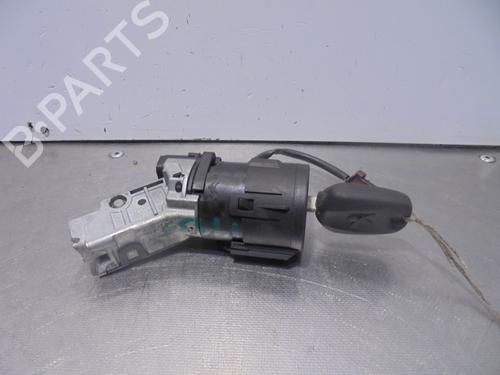 Used Ignition barrel PEUGEOT 208 I (CA_, CC_) [2012-2020]  13426525