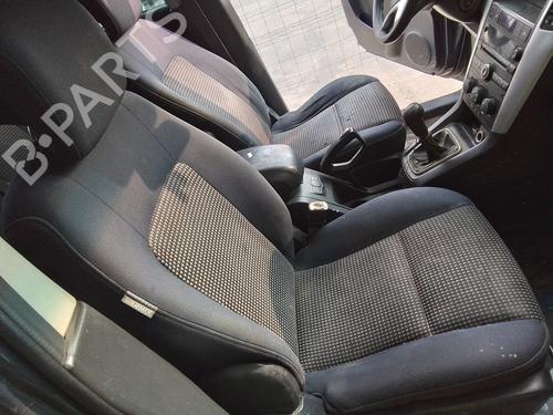 Used Right front seat Right front seat 35815745 35815745