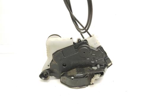 Used Front right lock TOYOTA YARIS (_P13_) 1.5 Hybrid (NHP130_, NHP130) (101 hp) 19063422
