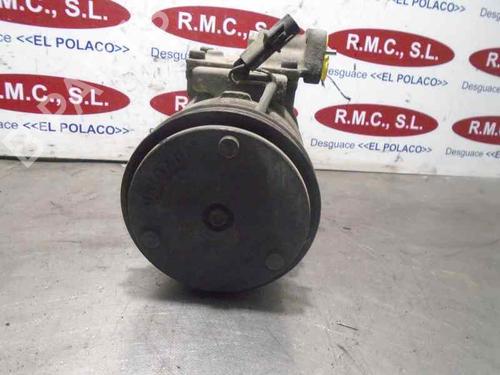 Used AC compressor KIA CARNIVAL II (GQ) [1999-2007]  13422644