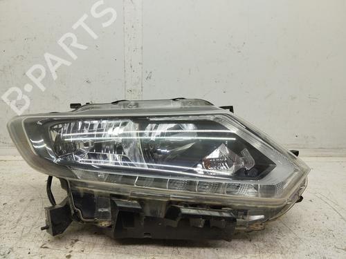 Højre forlygte NISSAN X-TRAIL III (T32_, T32R, T32RR) [2013-2026]  31353860