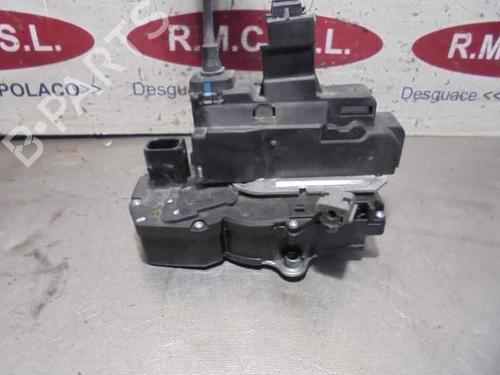 Used Rear right lock CHEVROLET CAPTIVA (C100, C140) 2.0 D (150 hp) 13423993