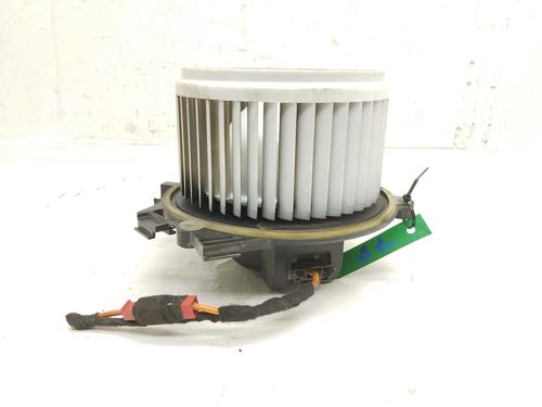 Used Heater blower motor IVECO DAILY VI Van 33S12, 35S12 (116 hp) 30729987