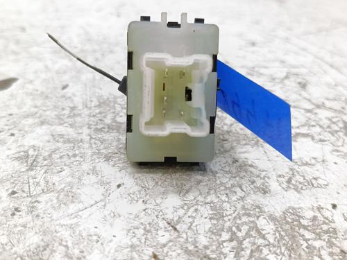 Right front window switch DACIA SANDERO III | BP38306045I26 - Image 4