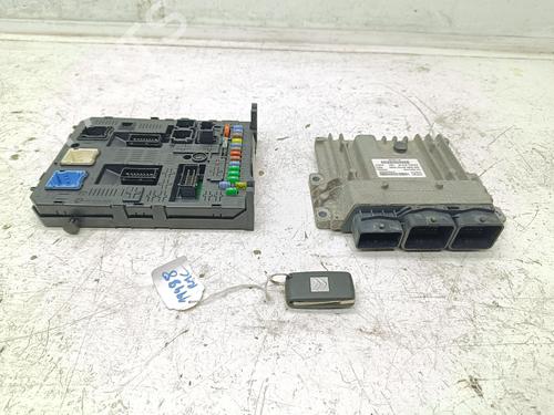 Used Engine control unit (ECU) Engine control unit (ECU) 35817530 35817530