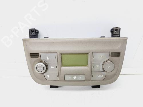 Used Climate control Climate control FIAT LINEA (323_, 110_) 1.3 D Multijet (323AXB11, 323AXB1A) (90 hp) 15617814 15617814