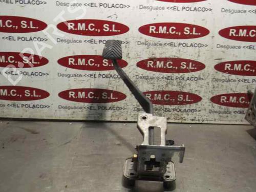 Pedal travão Pedal travão KIA SORENTO I (JC) [2002-2011] 13424126 13424126