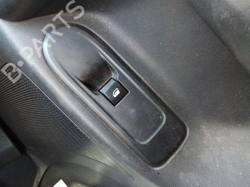 Used Right front window switch Right front window switch 35816385 35816385