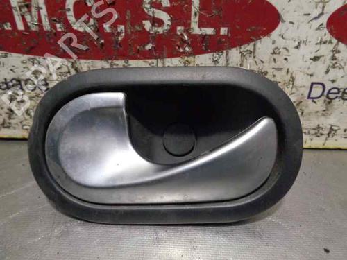 Used Front left interior door handle Front left interior door handle RENAULT MODUS / GRAND MODUS (F/JP0_) [2004-2026] 13425221 13425221
