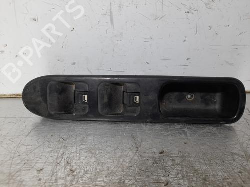 Used Left front window switch PEUGEOT 307 Break (3E) [2002-2009]  29630796