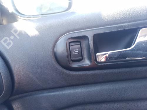 Used Right front window switch Right front window switch 35817588 35817588