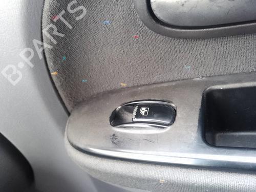 Used Right front window switch Right front window switch 35816685 35816685