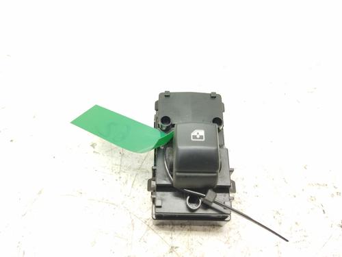 comutador-vidro-tras-direito-kia-xceed-cd-2019-31072550 main image