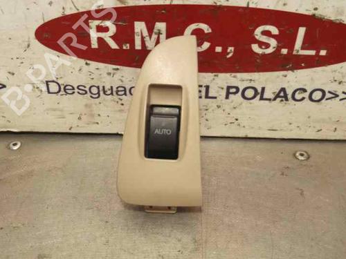 Used Right rear window switch TOYOTA AVENSIS Saloon (_T25_) 2.0 D-4D (CDT250_, CDT250R) (116 hp) 13468969