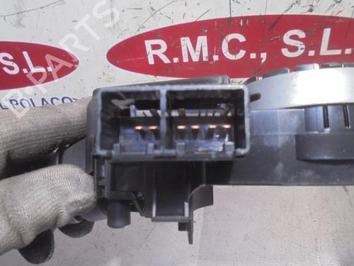 Headlight switch TOYOTA AVENSIS Estate (_T27_) 2.2 D-4D (ADT271_, ADT271R) | BP13704527I24 