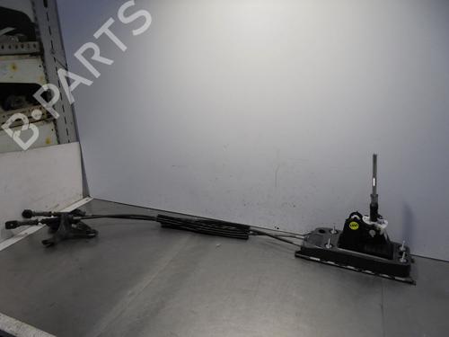 Used Gear lever SEAT ARONA (KJ7, KJP) 1.6 TDI (115 hp) 13471798