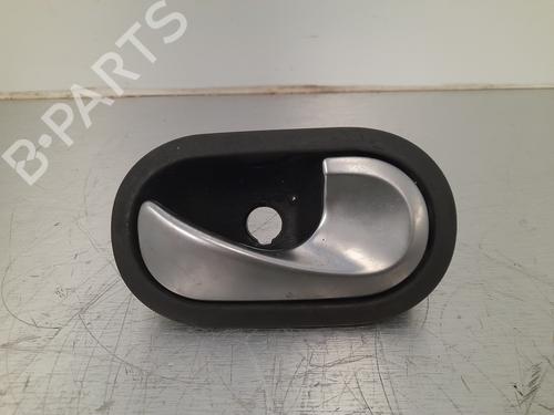 Used Front right interior door handle Front right interior door handle 13426479 13426479