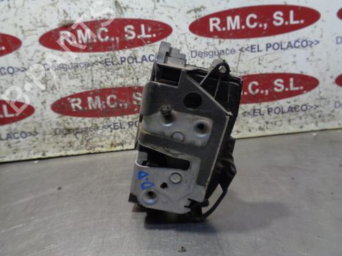 Serrure avant droite FORD FIESTA VI (CB1, CCN) 1.25 (82 hp) 8A6AA21812 | 8A6AA21812 |