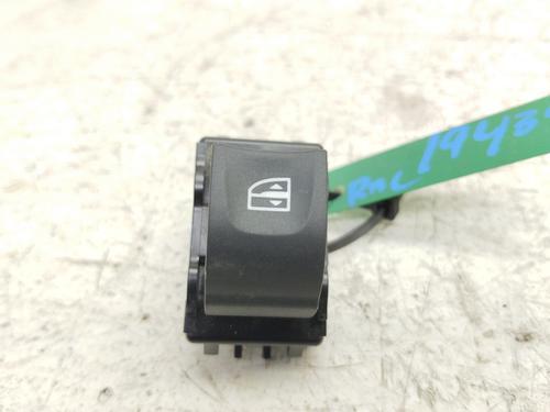 Used Right rear window switch RENAULT SCÉNIC IV (J9_) [2016-2022]  30792420