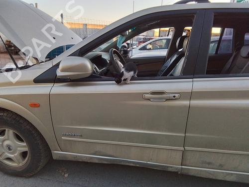 left-front-door-ssangyong-kyron-2005-2006-2007-2008-2009-2010-2011-2012-2013-2014-35815818 main image