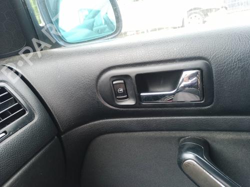 Used Right front window switch Right front window switch 35817312 35817312