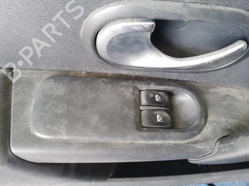 Used Left front window switch Left front window switch 35946331 35946331