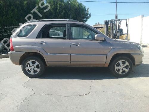 Right front fog light KIA SPORTAGE II (JE_, KM_) 2.0 CRDi | BP16906619C31 