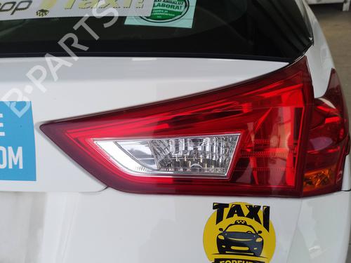 right-tailgate-light-toyota-auris-_e18_-2012-2013-2014-2015-2016-2017-2018-2019-35817443 main image
