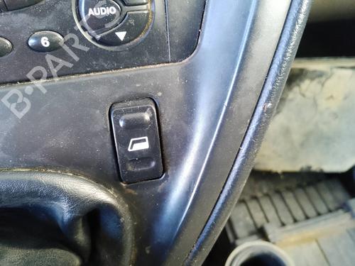 Used Right front window switch Right front window switch 35817953 35817953
