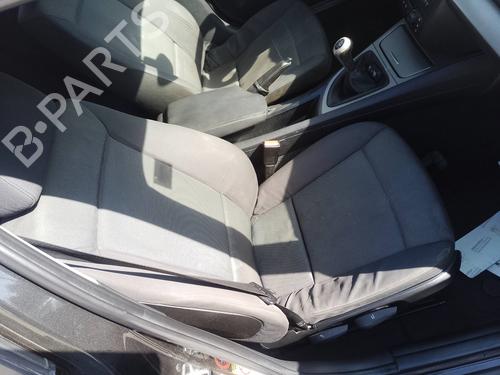 right-front-seat-bmw-1-e87-2003-2004-2005-2006-2007-2008-2009-2010-2011-2012-2013-35817628 main image