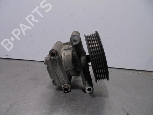 Used Steering pump FORD FIESTA V (JH_, JD_) [2001-2014]  13454536