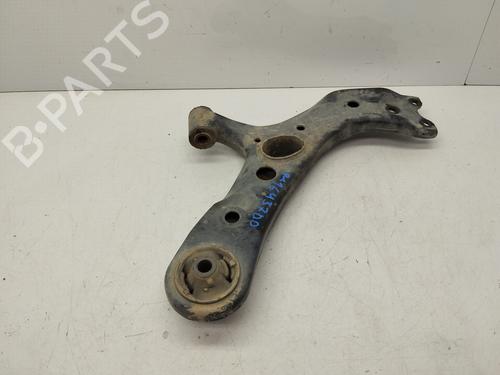 Right front suspension arm TOYOTA RAV 4 IV (_A4_) 2.2 D 4WD (ALA49) (150 hp) 15373159