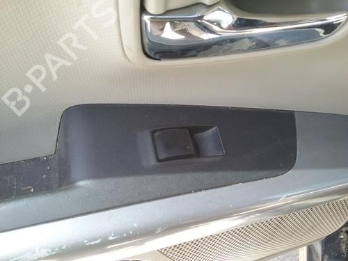 left-rear-window-switch-mitsubishi-outlander-ii-cw_w-2005-2006-2007-2008-2009-2010-2011-2012-35815627 main image