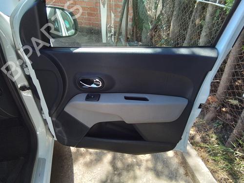 Høyre frontpanel Høyre frontpanel 35816419 35816419
