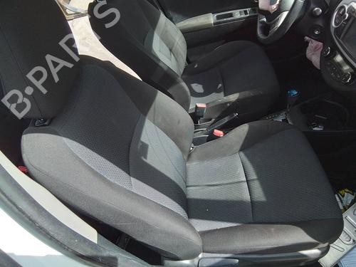Used Right front seat Right front seat 35815832 35815832