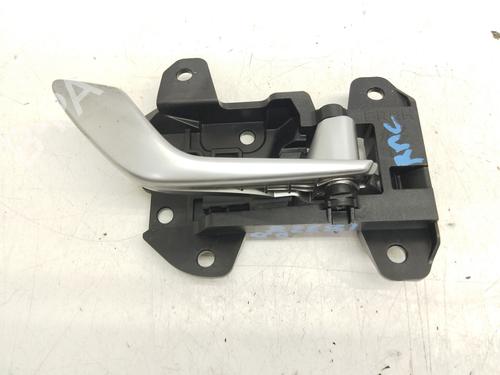 Used Front right interior door handle HYUNDAI TUCSON (TL, TLE) [2015-2023]  17775498