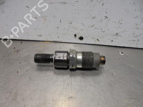 Used Injector TOYOTA LAND CRUISER 90 (_J9_) 3.0 TD (KZJ90_, KZJ95_, KZJ90R, KZJ95R, KZJ90W, KZJ95W) (125 hp) 13472050