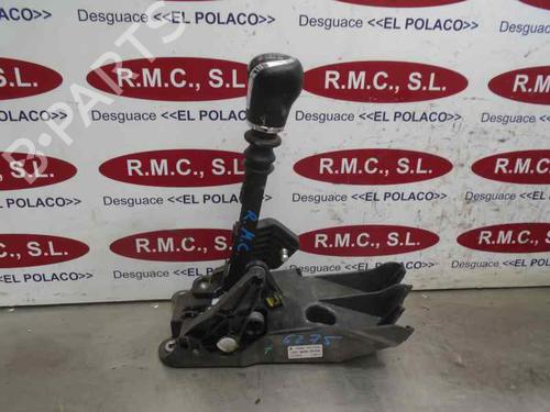Used Gear lever NISSAN QASHQAI II (J11, J11_) 1.5 dCi (110 hp) 13460509