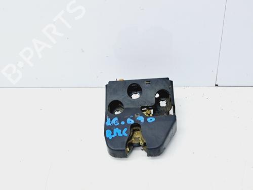 Bakluke lås HONDA CIVIC VI Coupe (EJ, EM1) 1.6 i (EJ6) (105 hp) 13578626