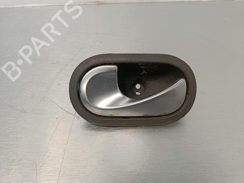 Used Front left interior door handle RENAULT MEGANE II (BM0/1_, CM0/1_) 1.6 16V (BM0C, CM0C) (113 hp) 13940543