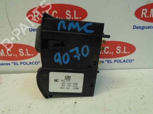 Commande de phare OPEL ZAFIRA A MPV (T98) 2.0 DTI 16V (F75) | BP13734055I24 