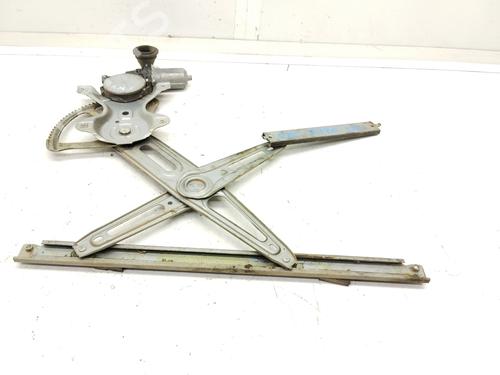 Alzacristallo anteriore destro Alzacristallo anteriore destro TOYOTA YARIS (_P1_) [1999-2005] 35815487 35815487