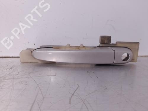 Used Front left exterior door handle HYUNDAI TUCSON (JM) 2.0 CRDi (113 hp) 27687764