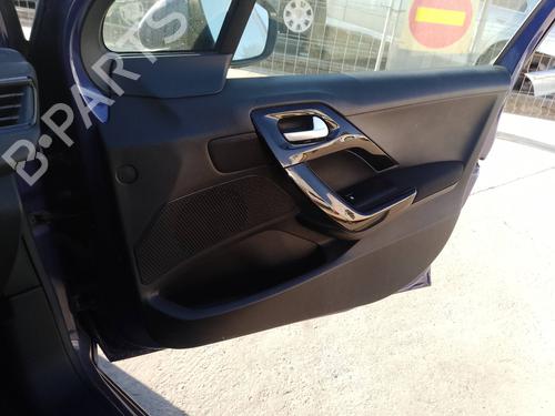 Used Front right panel Front right panel 35817678 35817678