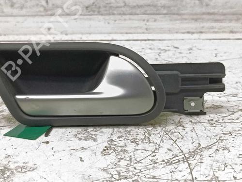 Used Rear left interior door handle Rear left interior door handle 38267018 38267018