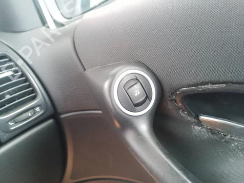 Used Right front window switch Right front window switch 35818476 35818476